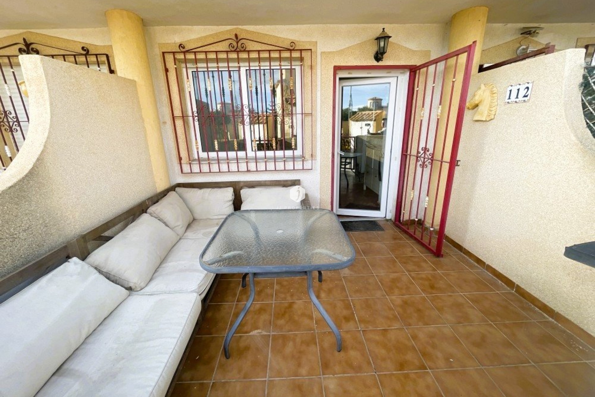 Resale - Chalet -
Orihuela Costa - Costa Blanca