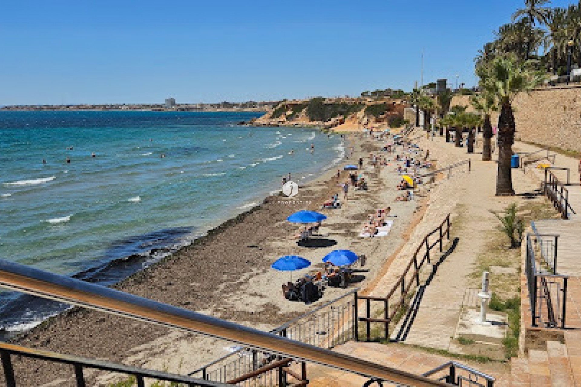 Resale - Chalet -
Orihuela Costa - Costa Blanca
