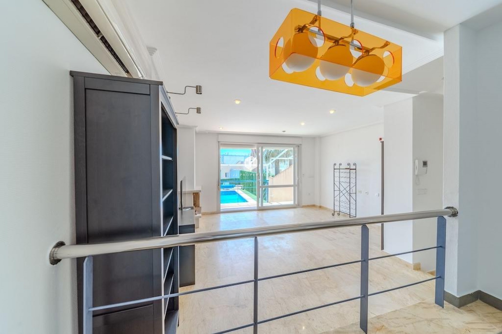 Resale - Chalet -
Orihuela Costa - Costa Blanca