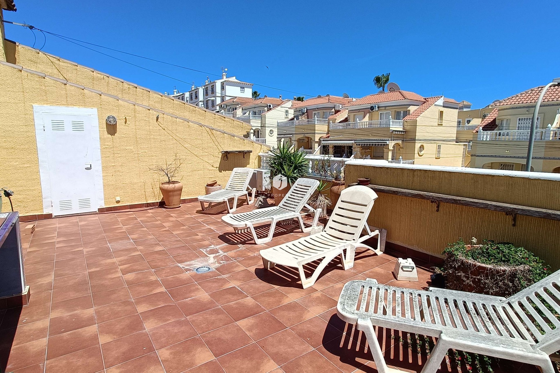 Resale - Chalet -
Orihuela Costa - Costa Blanca