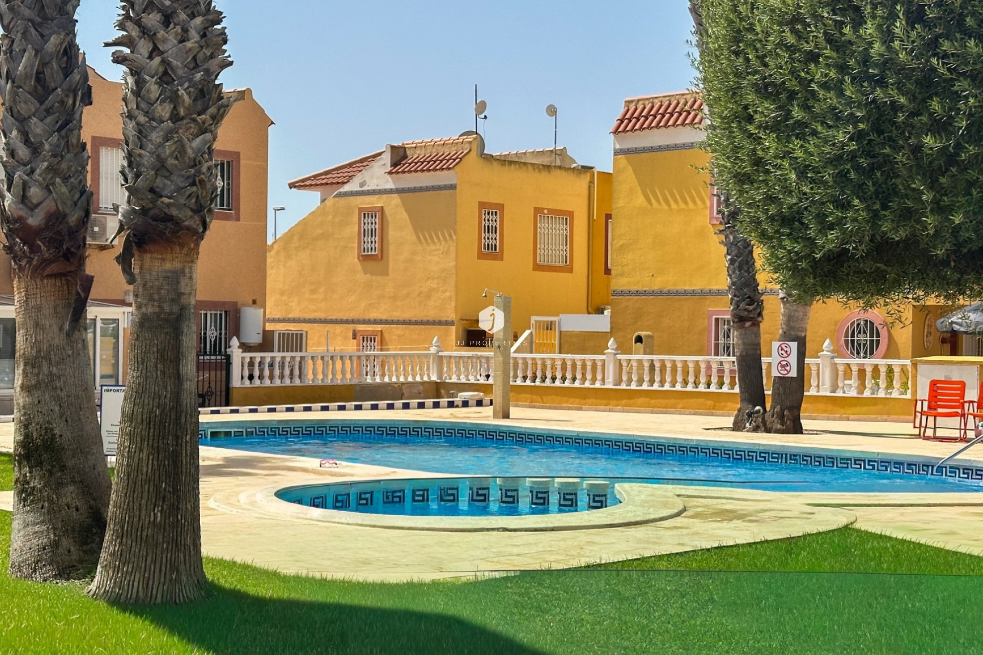 Resale - Chalet -
Orihuela Costa - Costa Blanca
