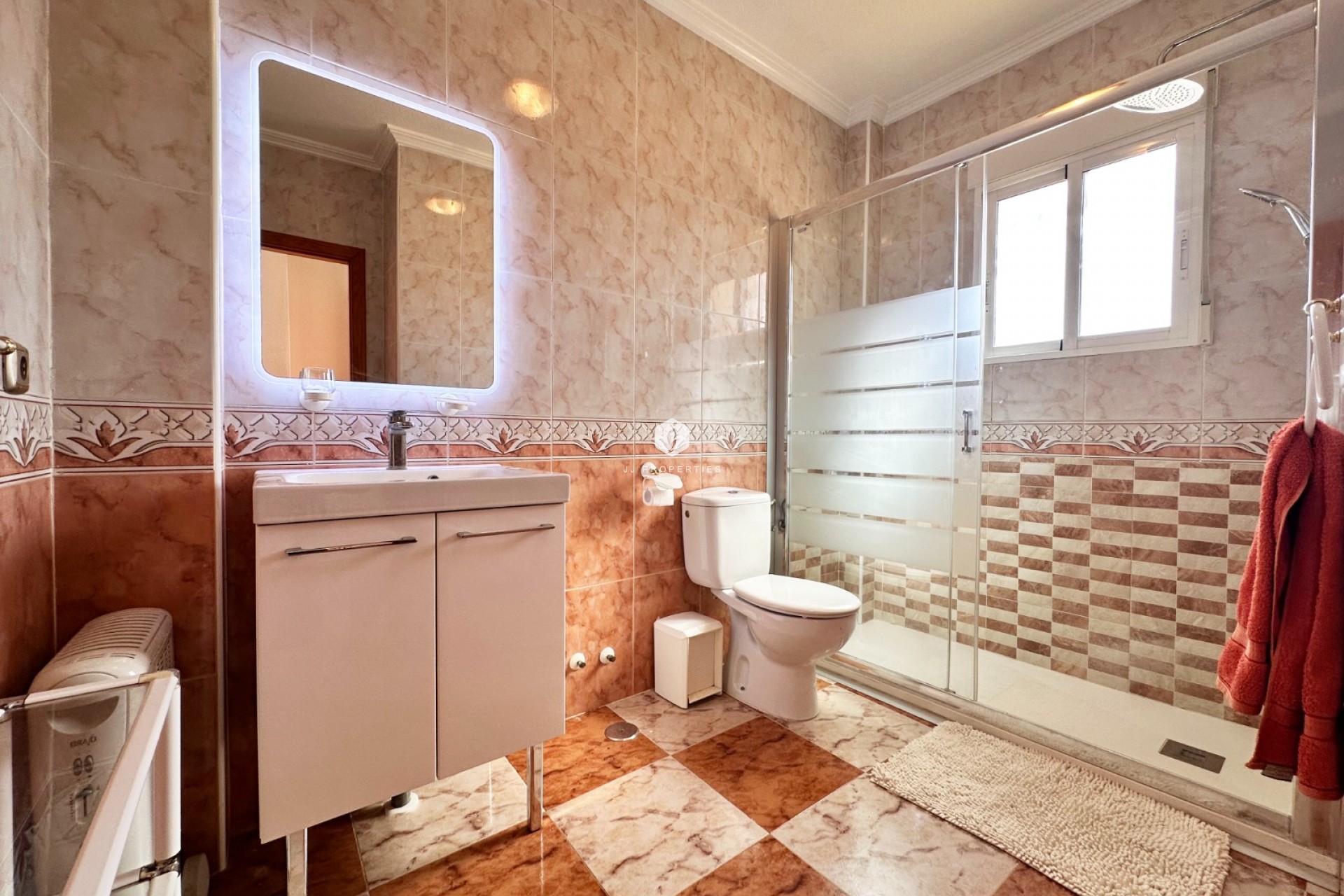 Resale - Chalet -
Orihuela Costa - Costa Blanca