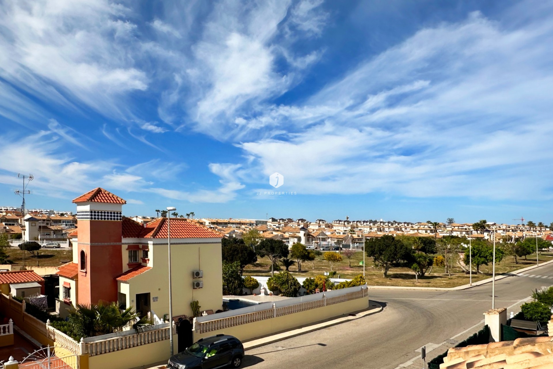 Resale - Chalet -
Orihuela Costa - Costa Blanca