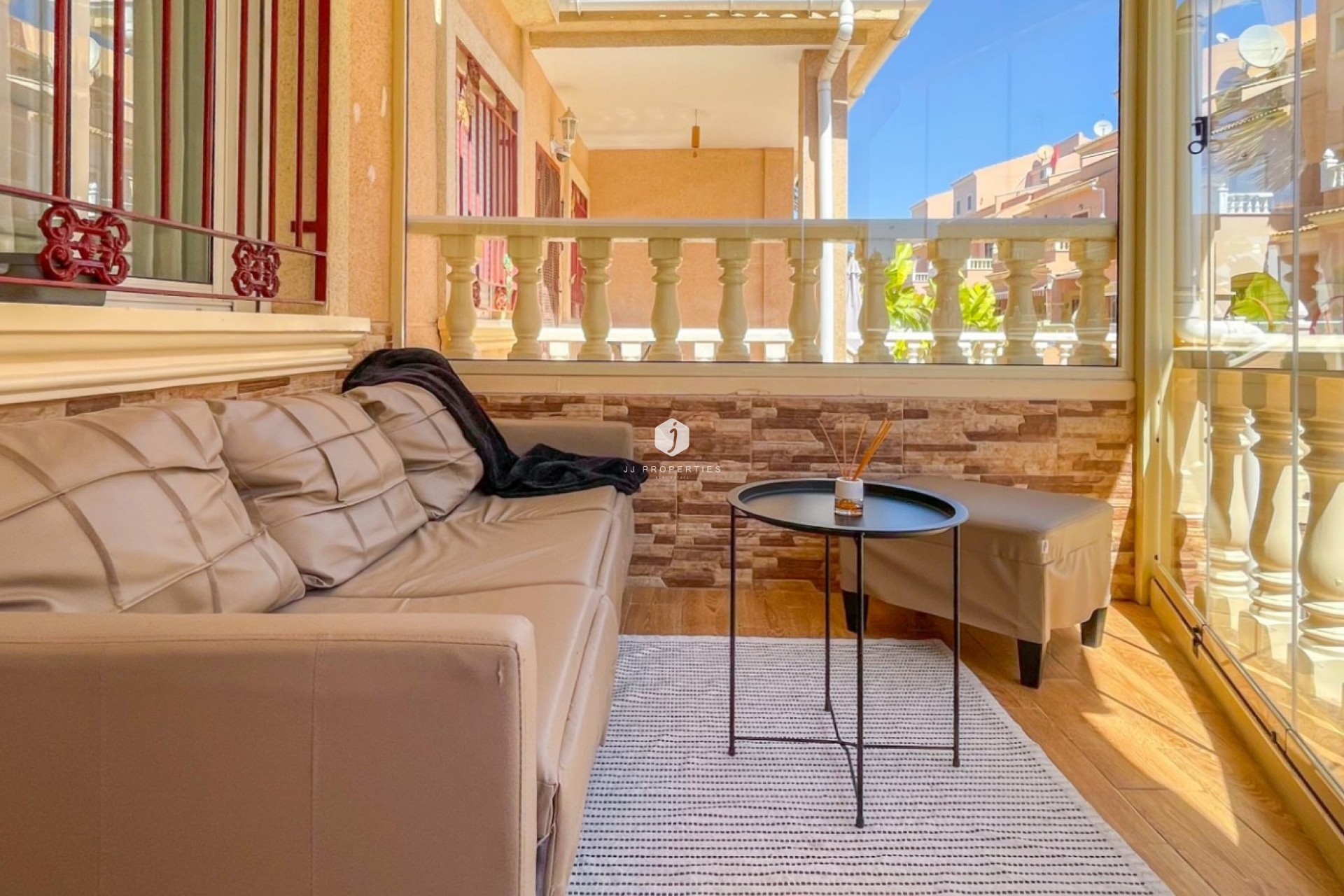 Resale - Chalet -
Orihuela Costa - Costa Blanca