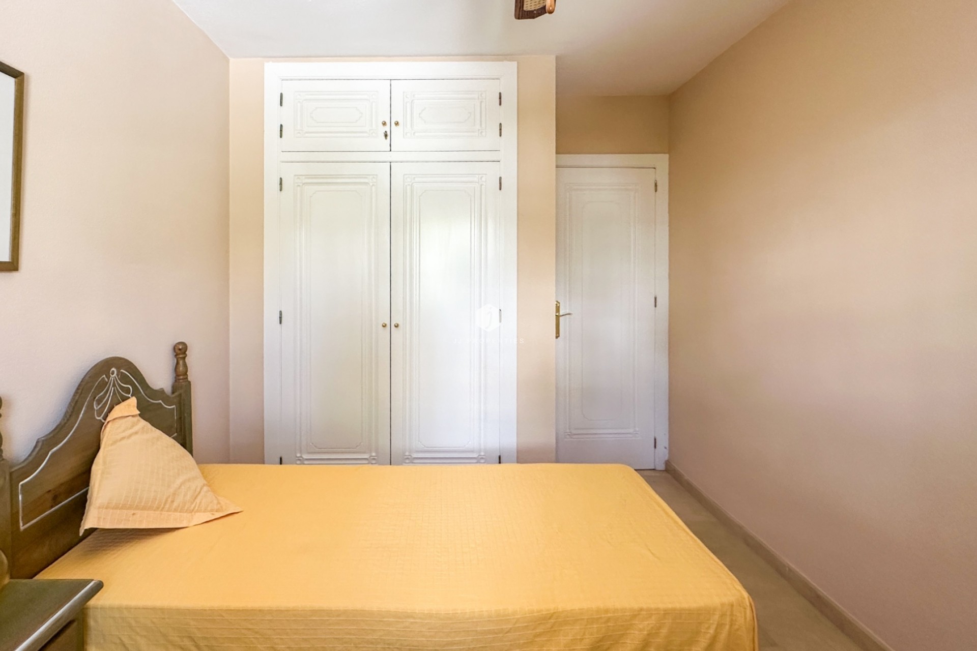 Resale - Chalet -
Orihuela Costa - Costa Blanca