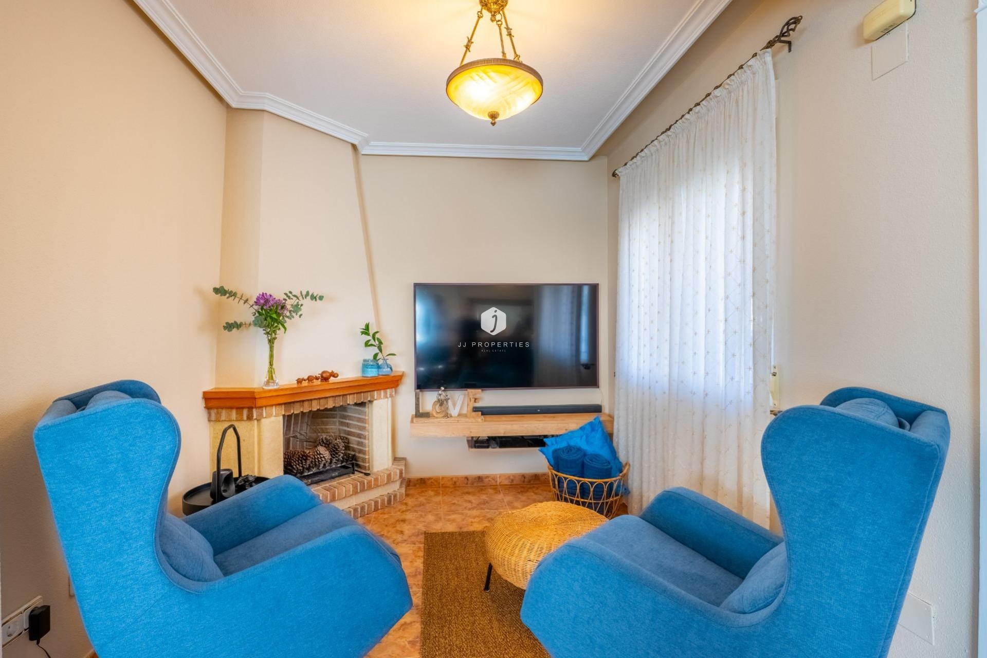 Resale - Chalet -
Orihuela Costa - La Regia