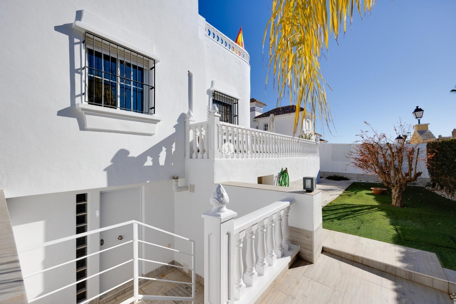 Resale - Chalet -
Orihuela Costa - Las Filipinas