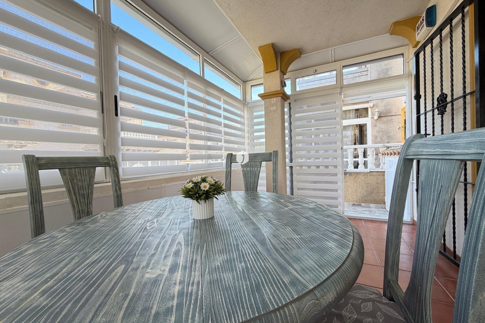 Resale - Chalet -
Orihuela Costa - Las Filipinas