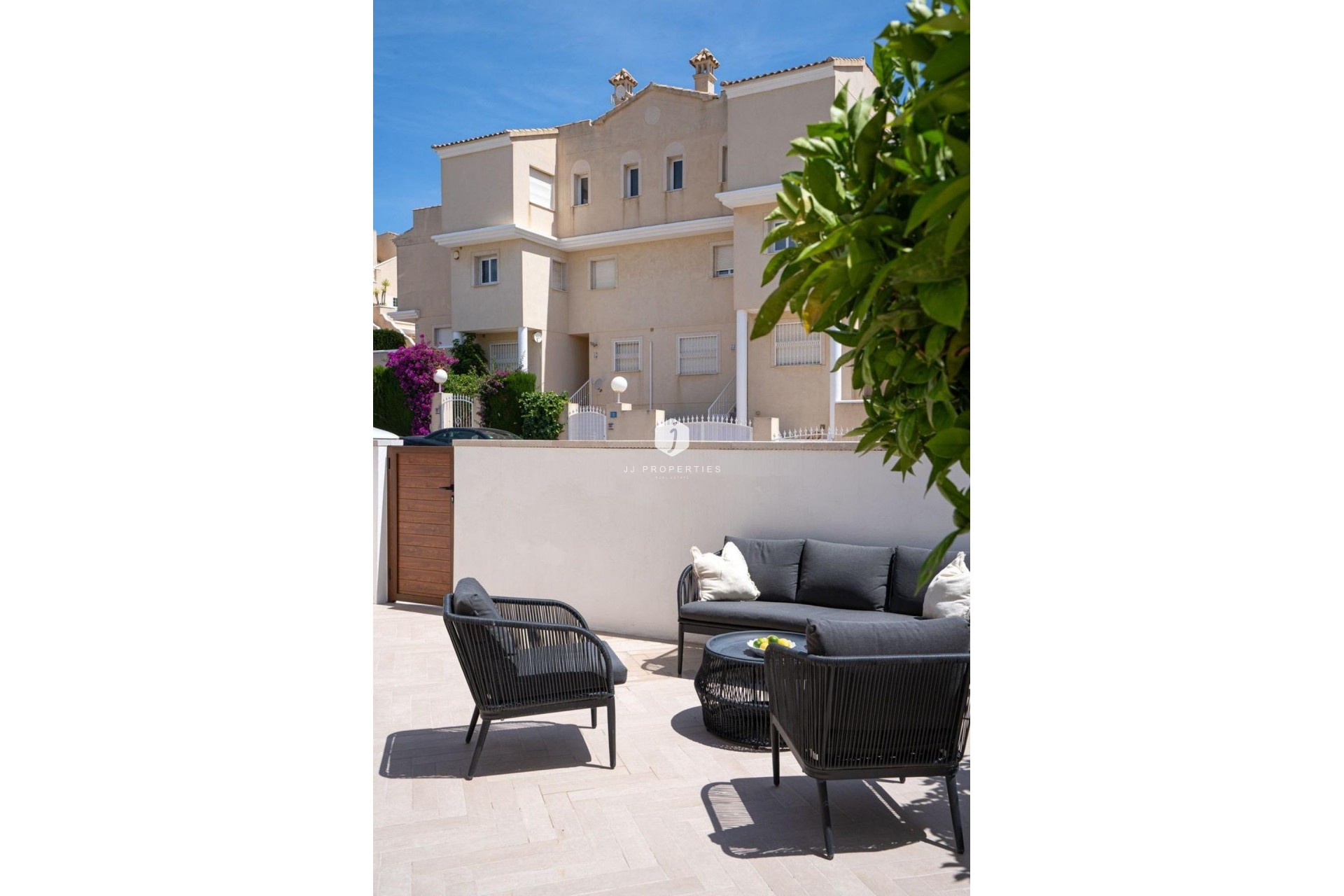 Resale - Chalet -
Orihuela Costa - Los Almendros-la Florida