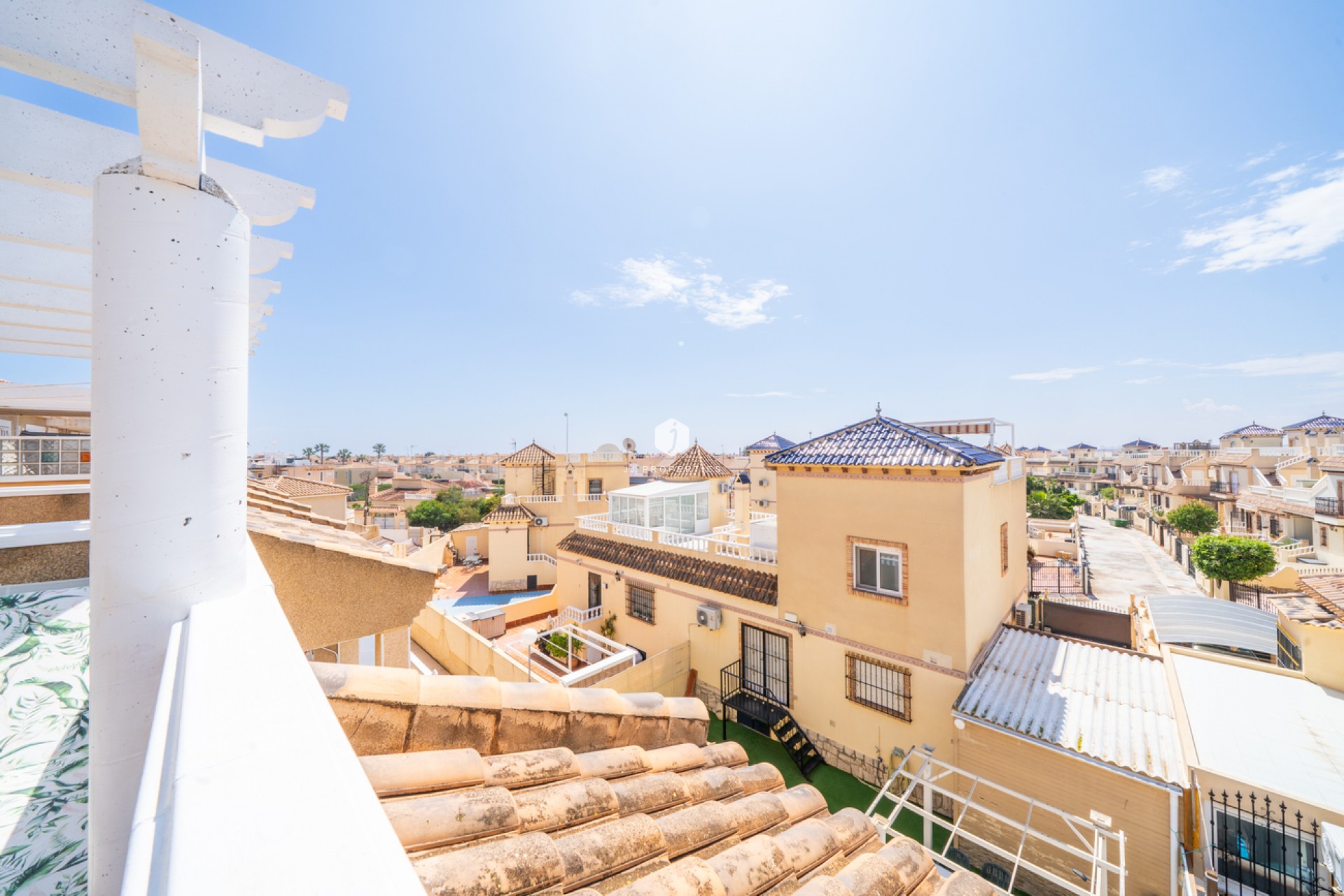 Resale - Chalet -
Orihuela Costa - Los Almendros - La Florida