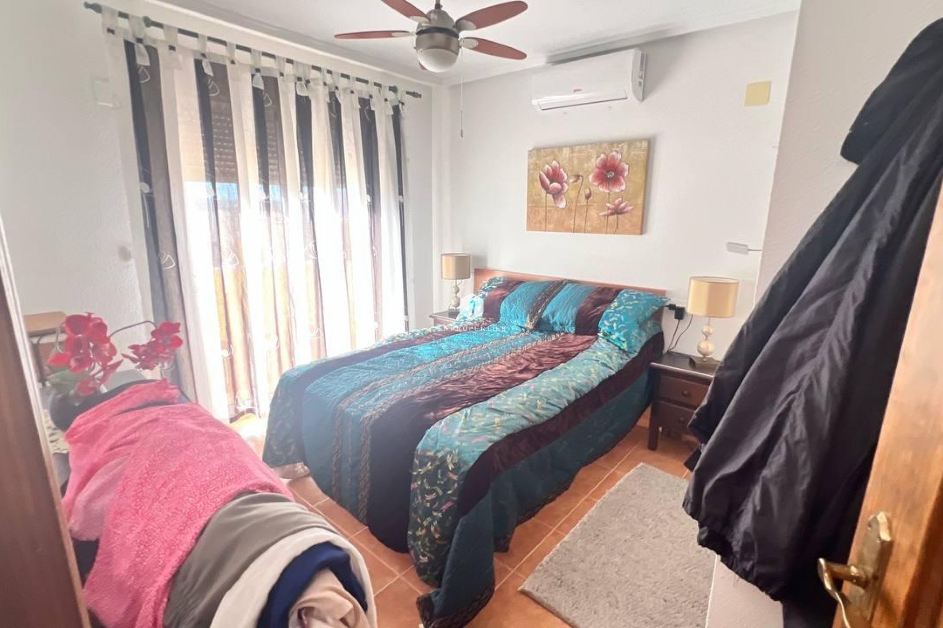 Resale - Chalet -
Orihuela Costa - Los Almendros-la Florida