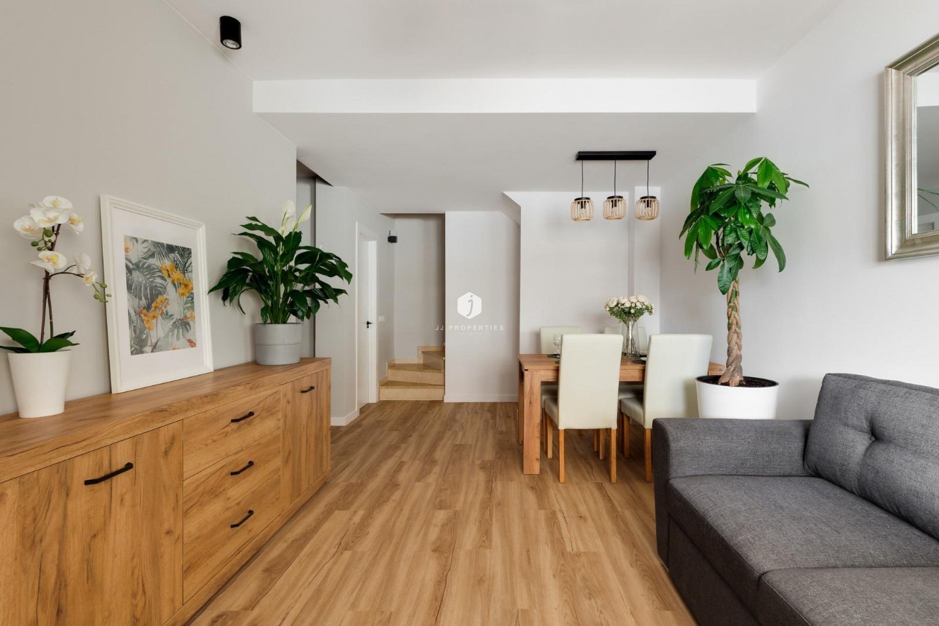 Resale - Chalet -
Orihuela Costa - Los Balcones