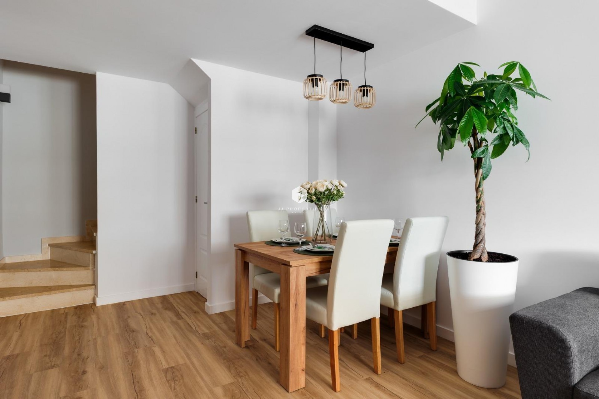 Resale - Chalet -
Orihuela Costa - Los Balcones