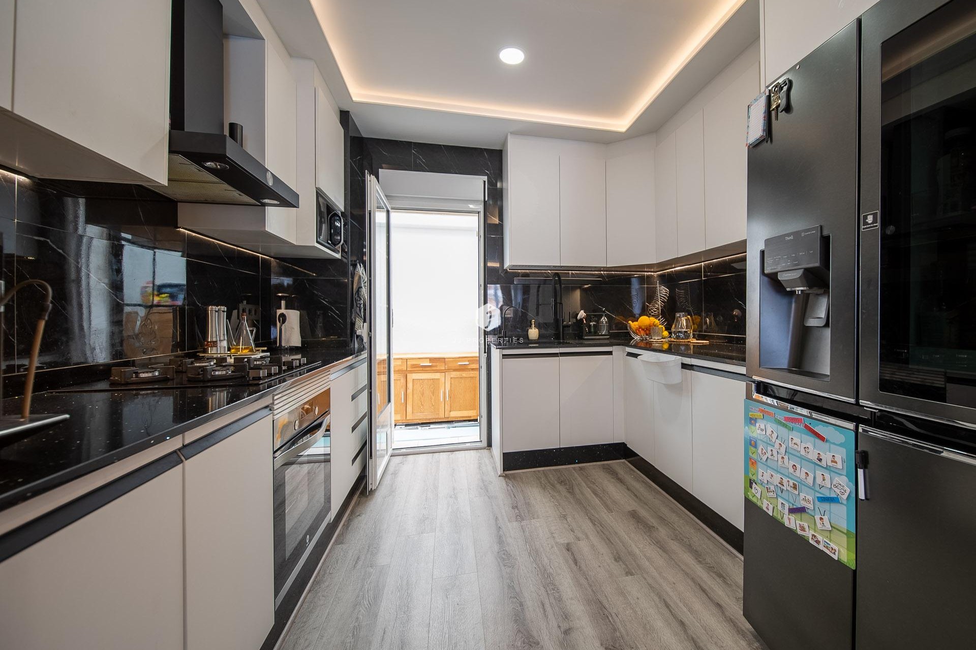 Resale - Chalet -
Orihuela Costa - PAU 26