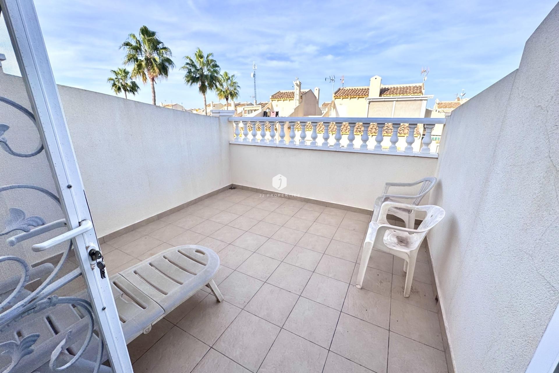 Resale - Chalet -
Orihuela Costa - Playa Flamenca