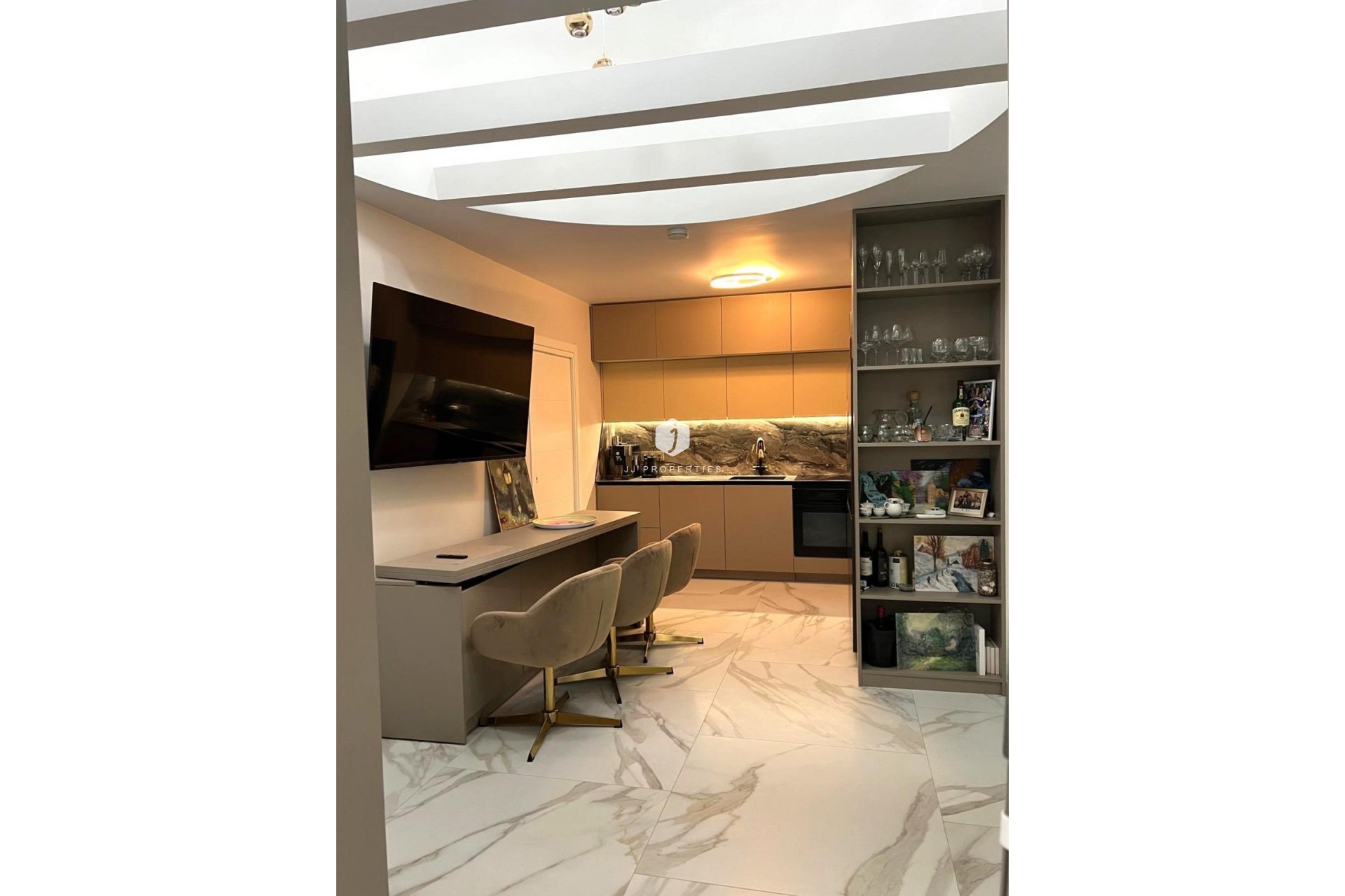 Resale - Chalet -
Orihuela Costa - Playa Flamenca