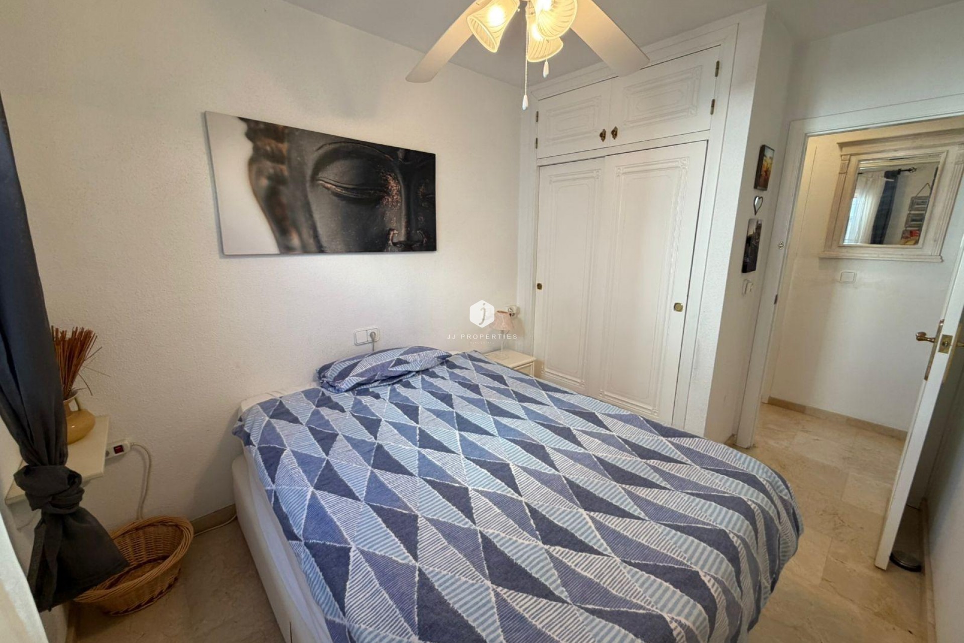 Resale - Chalet -
Orihuela Costa - Playa Flamenca