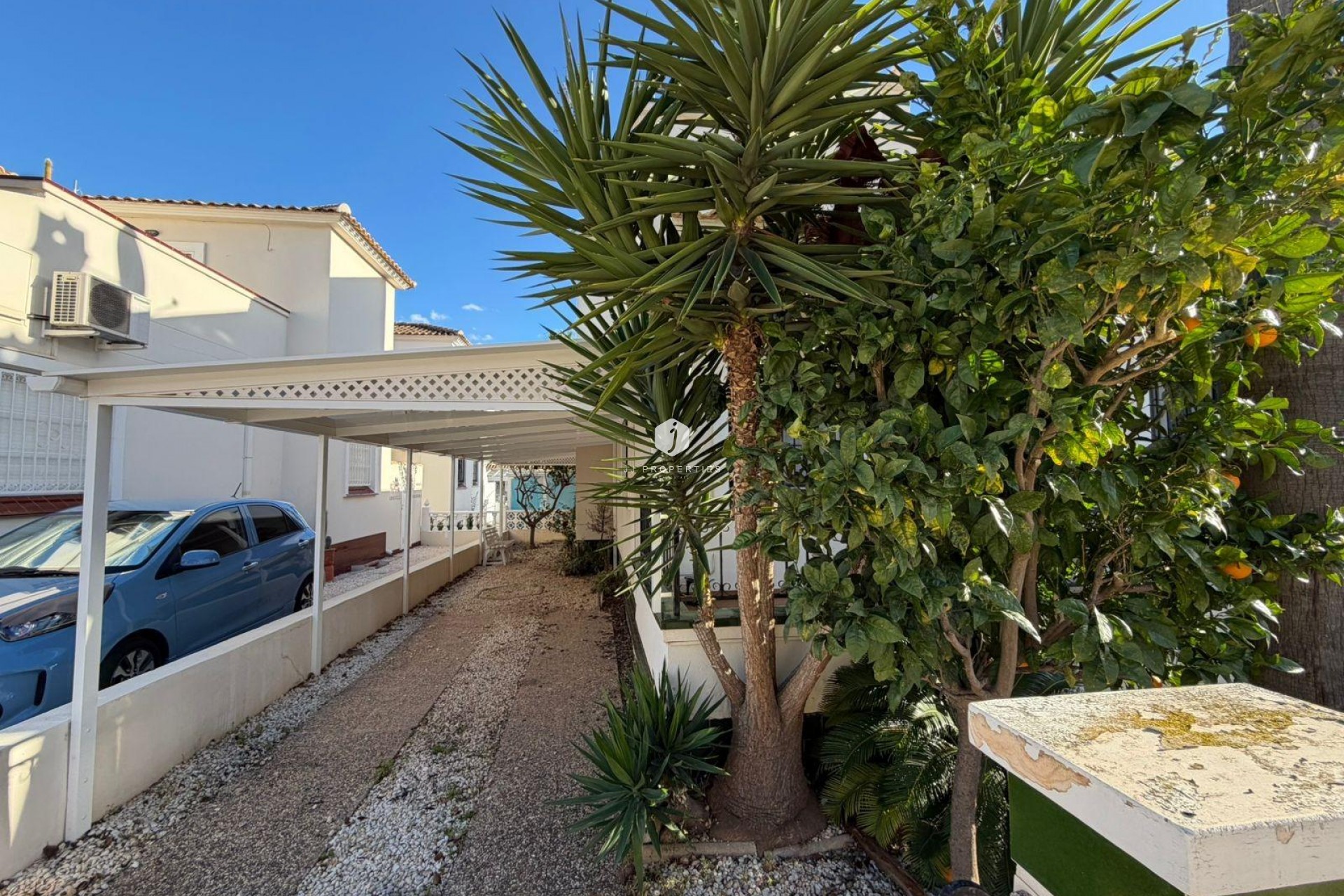 Resale - Chalet -
Orihuela Costa - Playa Flamenca