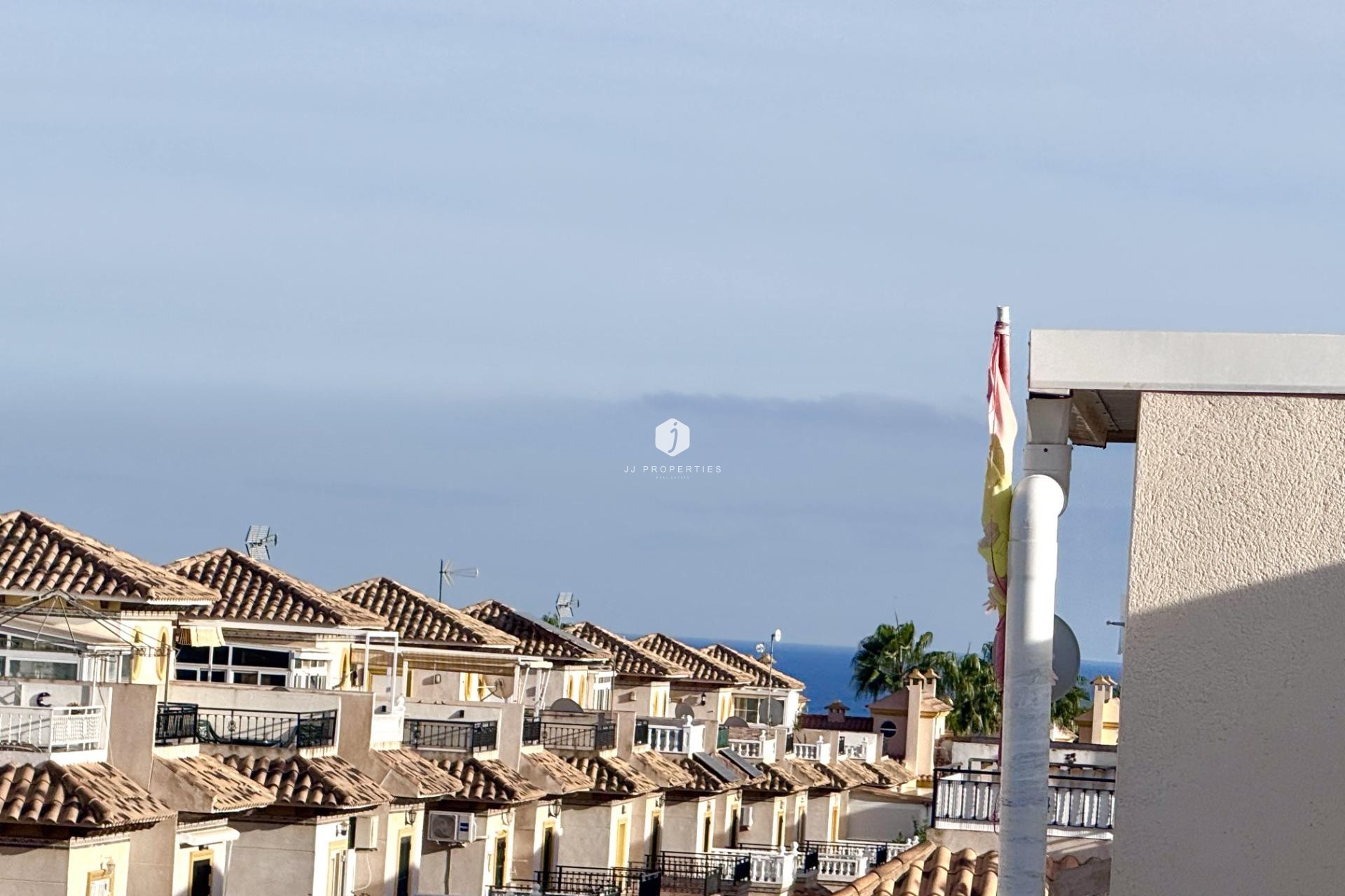 Resale - Chalet -
Orihuela Costa - Playa Flamenca