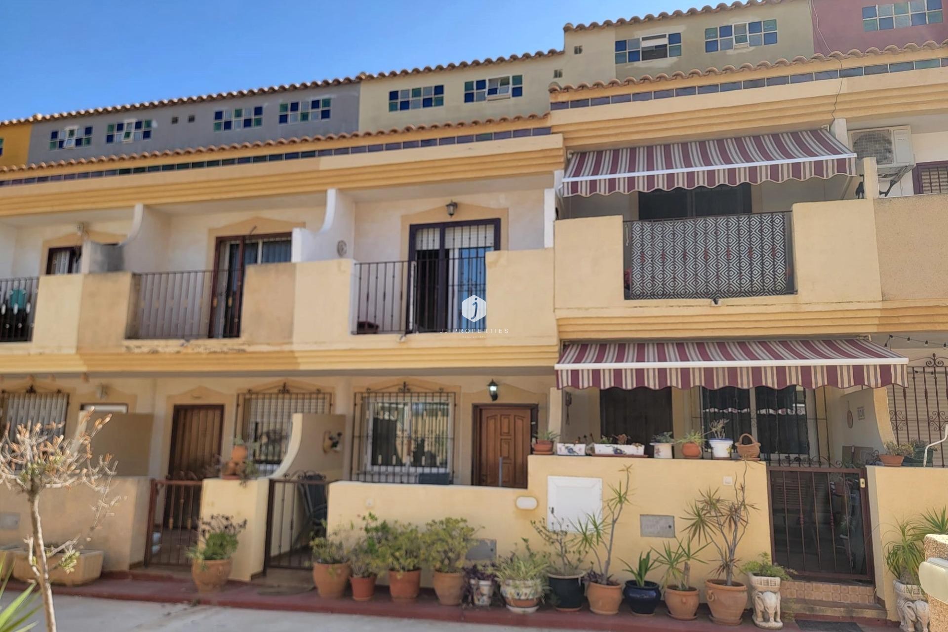 Resale - Chalet -
Orihuela Costa - Playa Flamenca