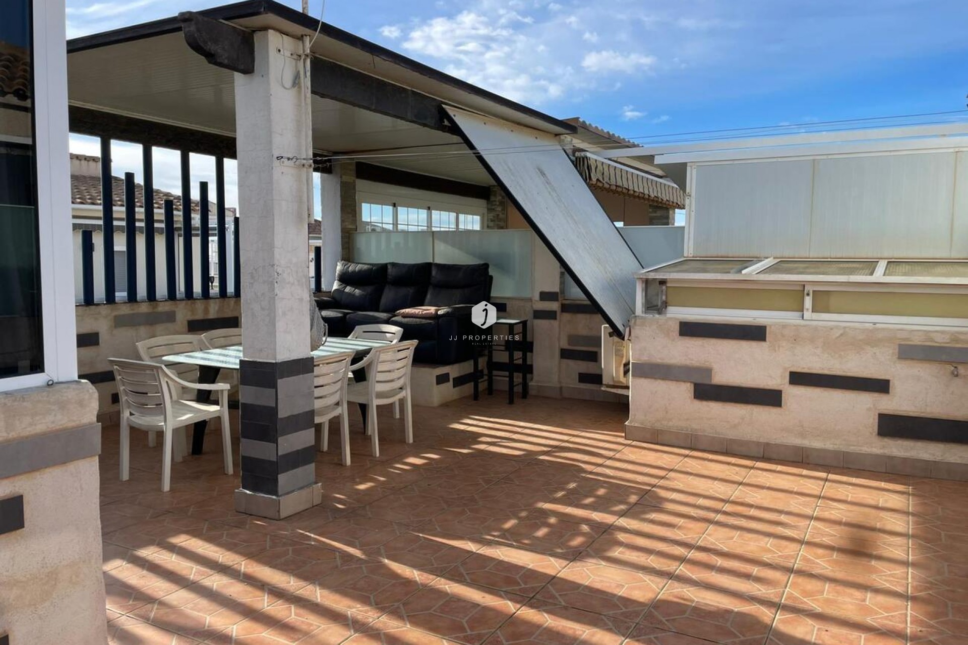 Resale - Chalet -
Orihuela Costa - Punta Prima