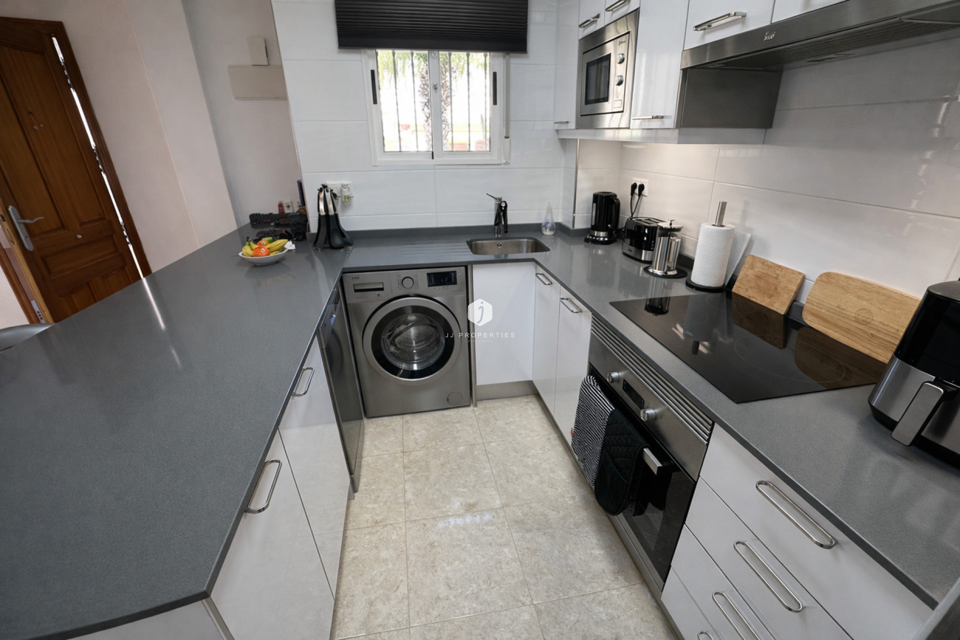 Resale - Chalet -
Orihuela Costa - Villa's San Jose IV