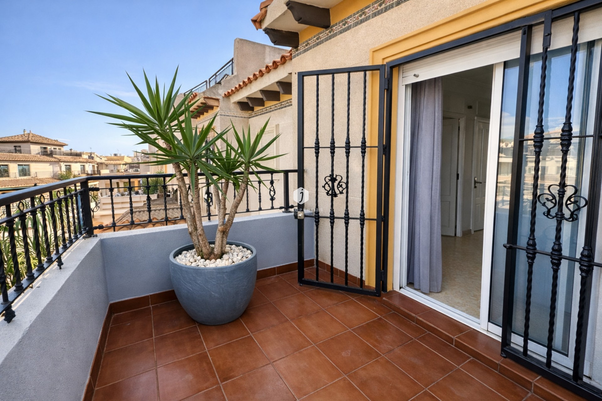 Resale - Chalet -
Orihuela Costa - Villa's San Jose IV