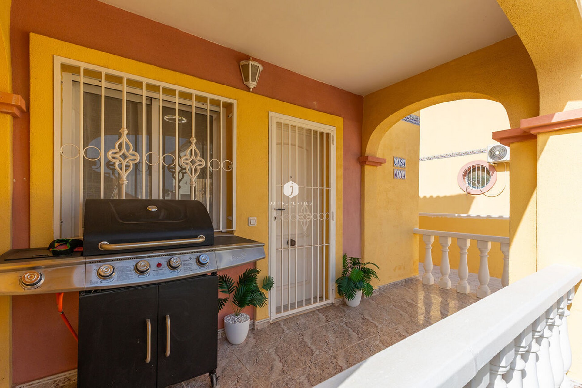 Resale - Chalet -
Orihuela Costa - Villamartín