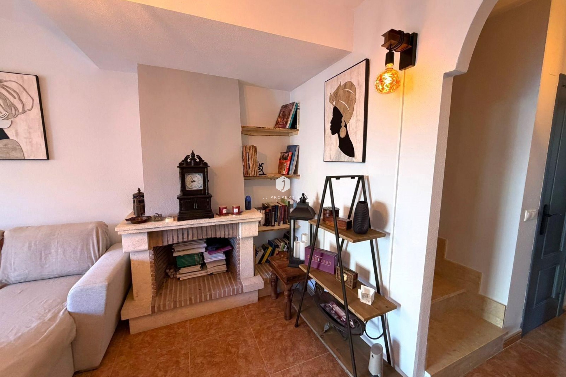 Resale - Chalet -
Orihuela Costa - Villamartín