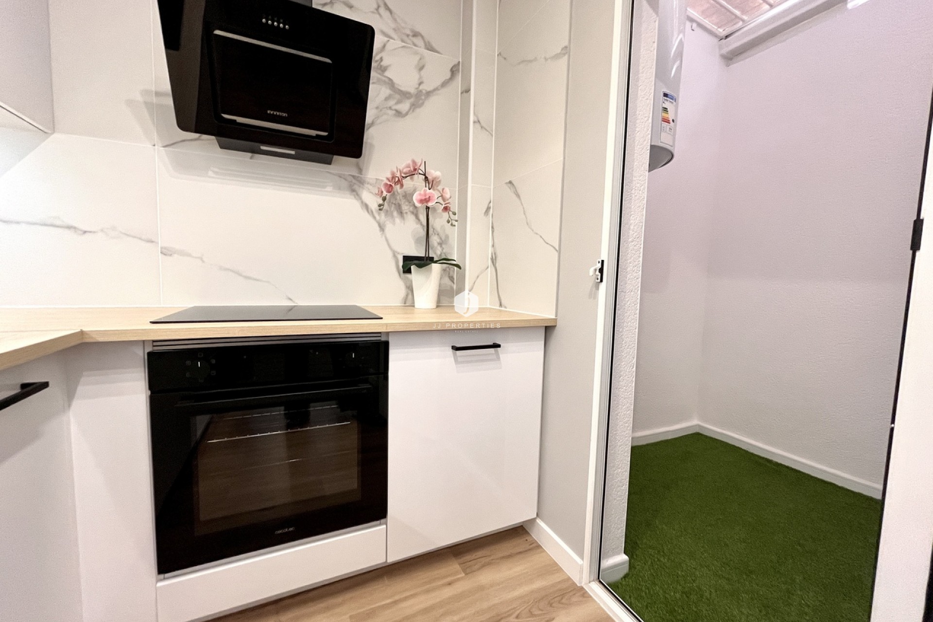 Resale - Chalet -
Playa Flamenca - Costa Blanca