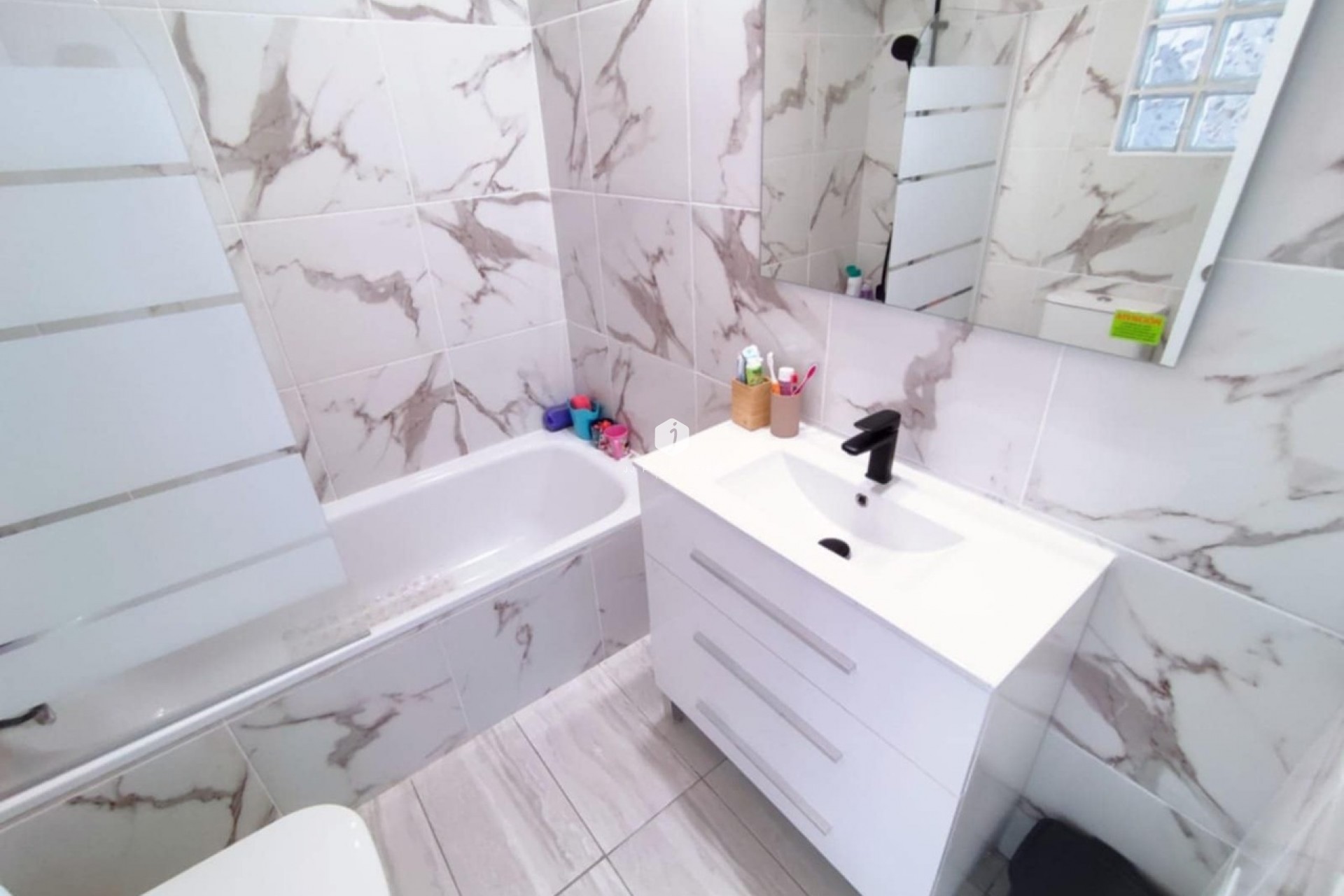 Resale - Chalet -
Playa Flamenca - Costa Blanca