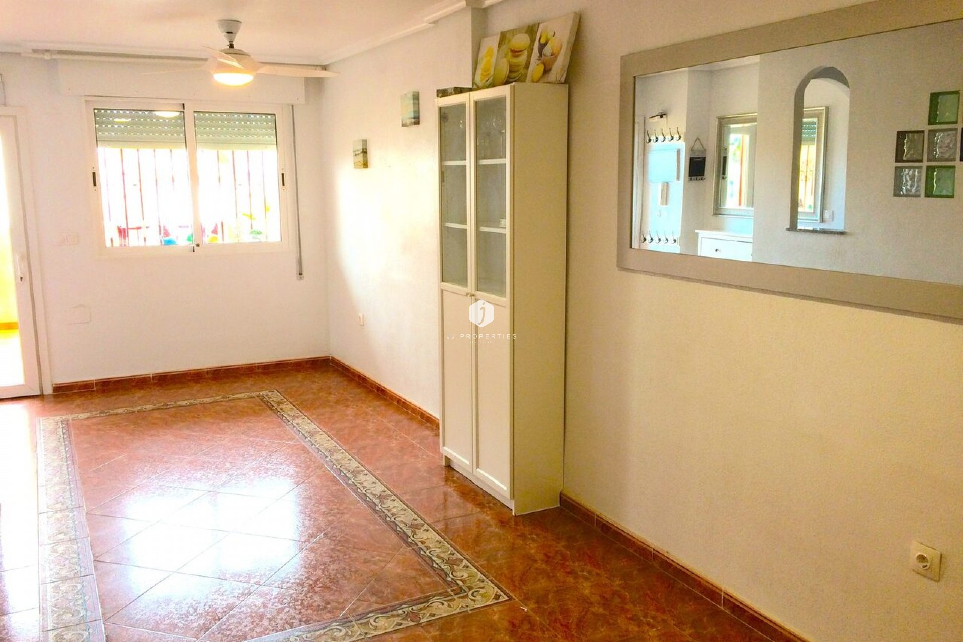 Resale - Chalet -
Playa Flamenca - Costa Blanca