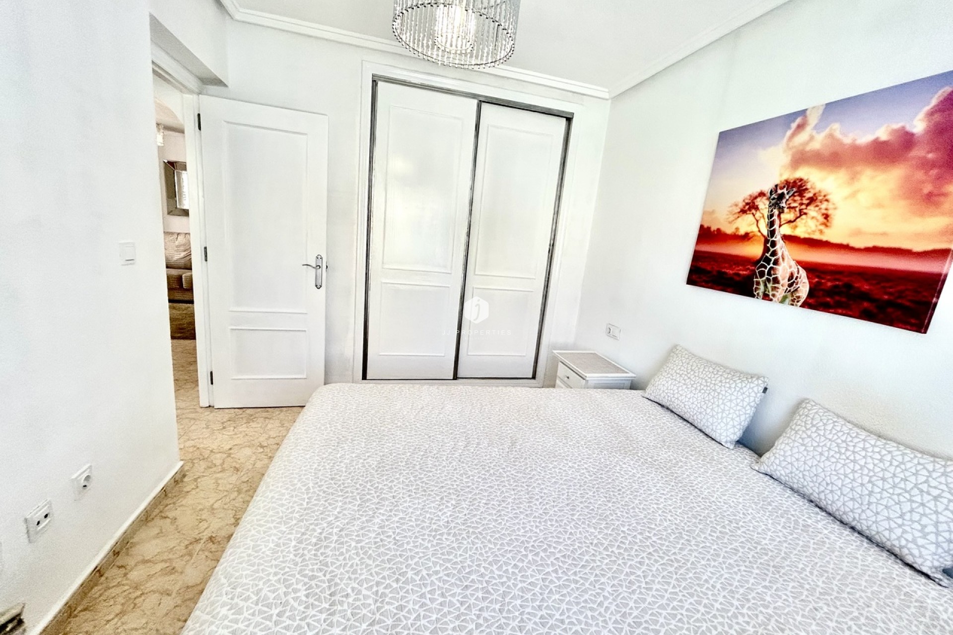 Resale - Chalet -
Punta Prima - Costa Blanca