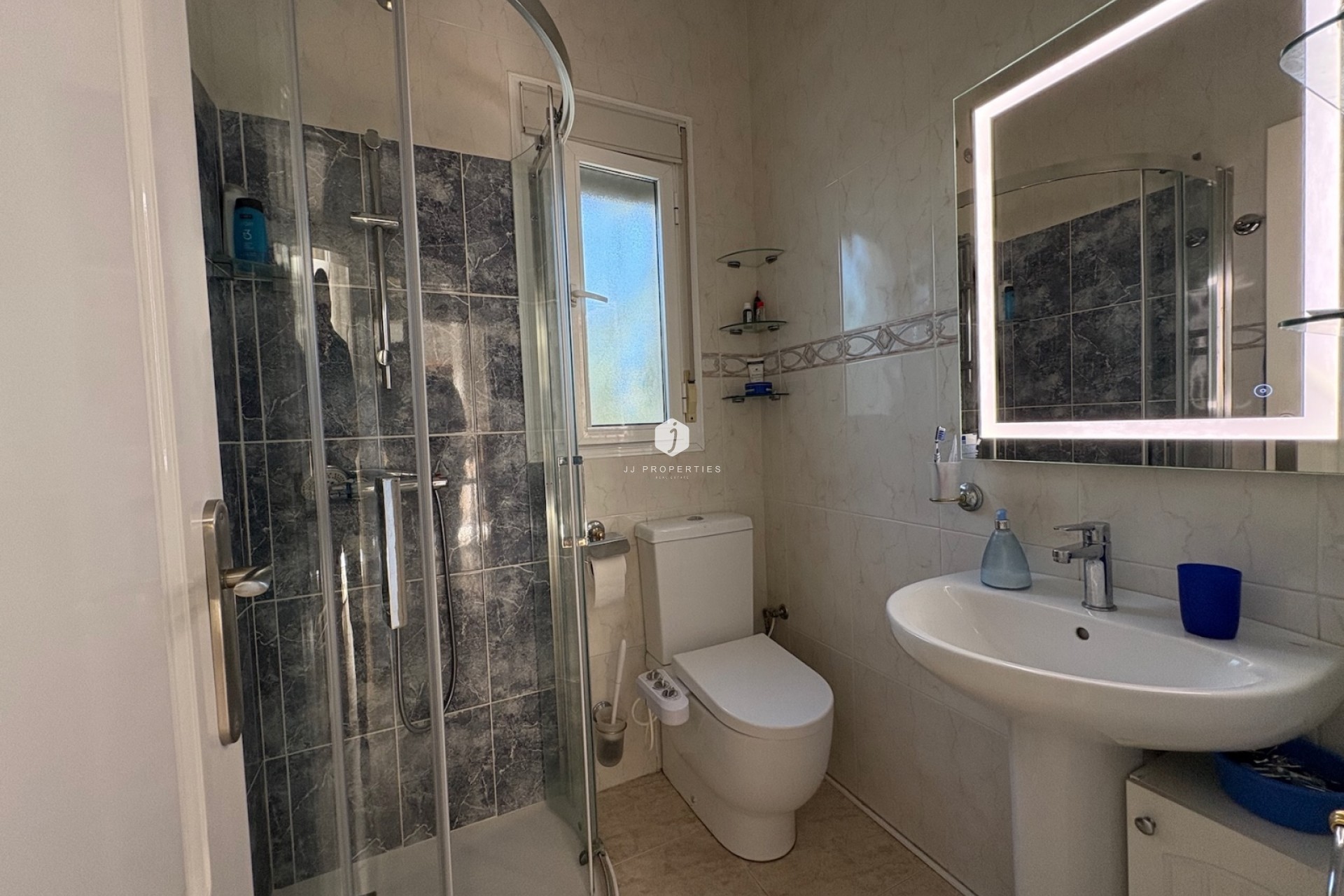 Resale - Chalet -
Rojales - Inland