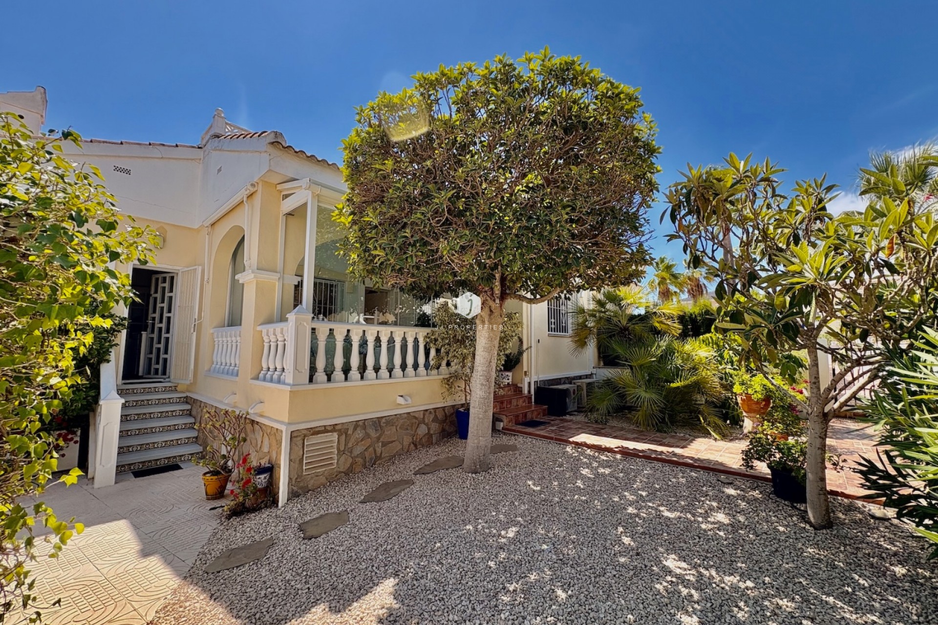 Resale - Chalet -
Rojales - Inland