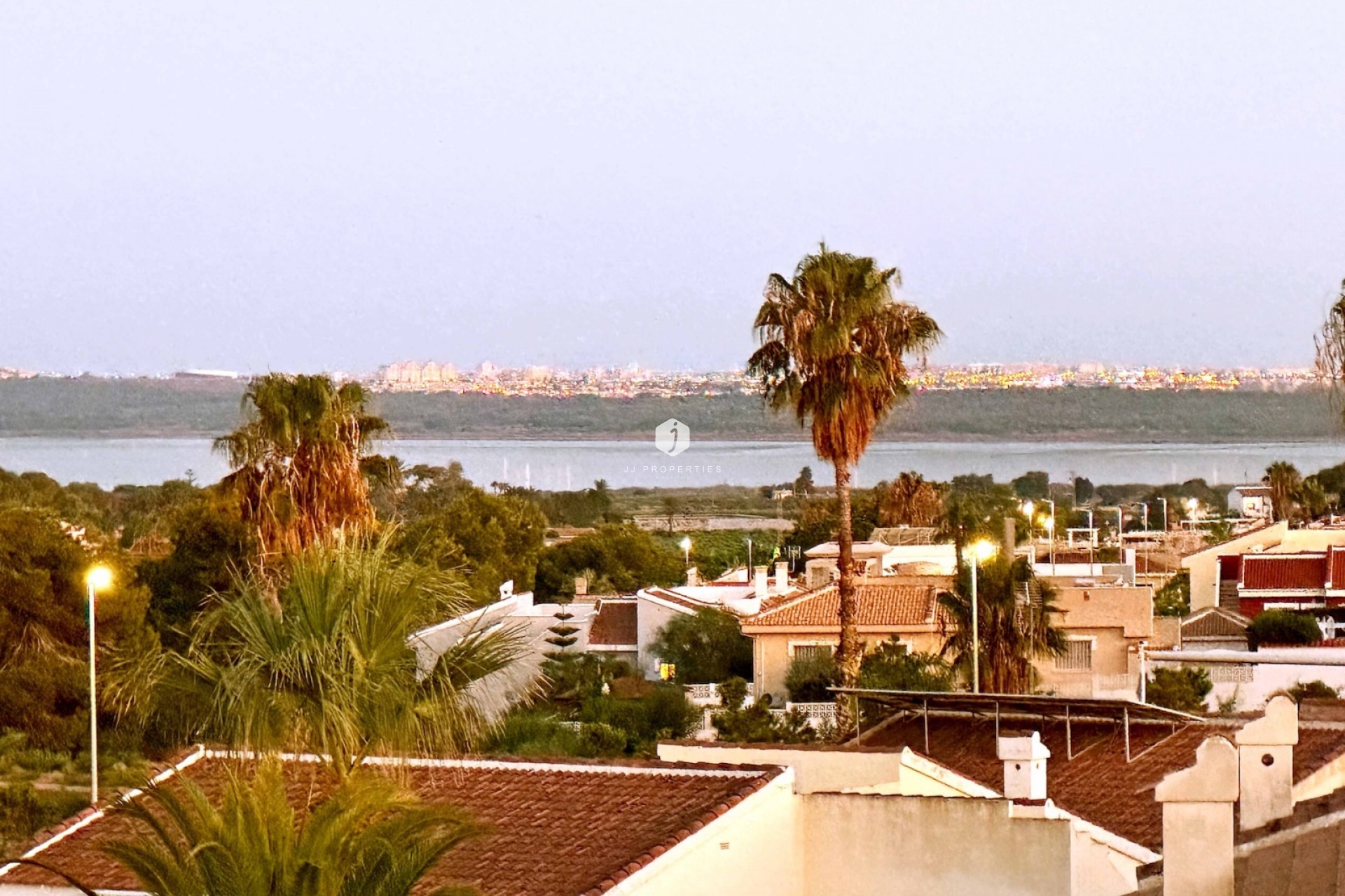 Resale - Chalet -
Rojales - Inland