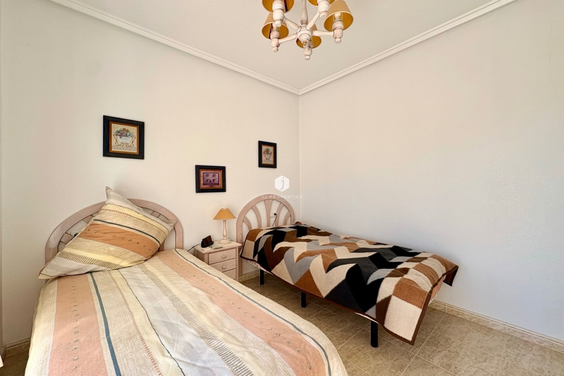 Resale - Chalet -
Rojales - Inland