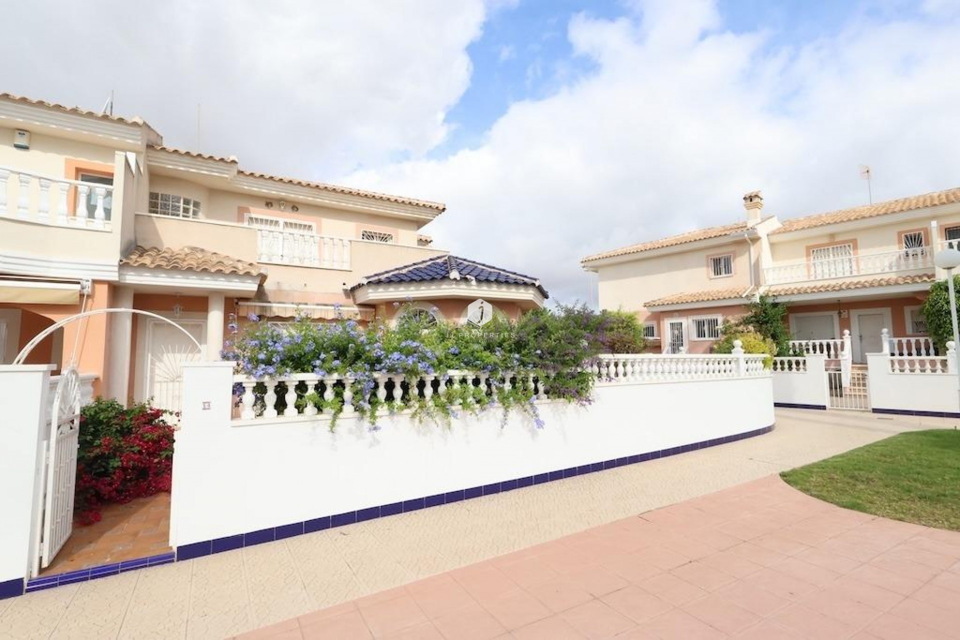 Resale - Chalet -
Rojales - Inland