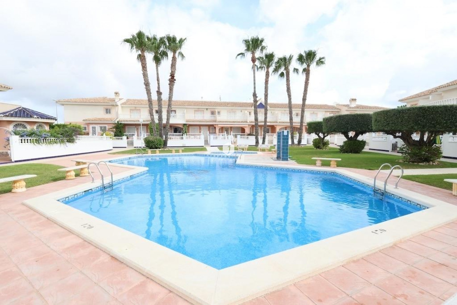 Resale - Chalet -
Rojales - Inland