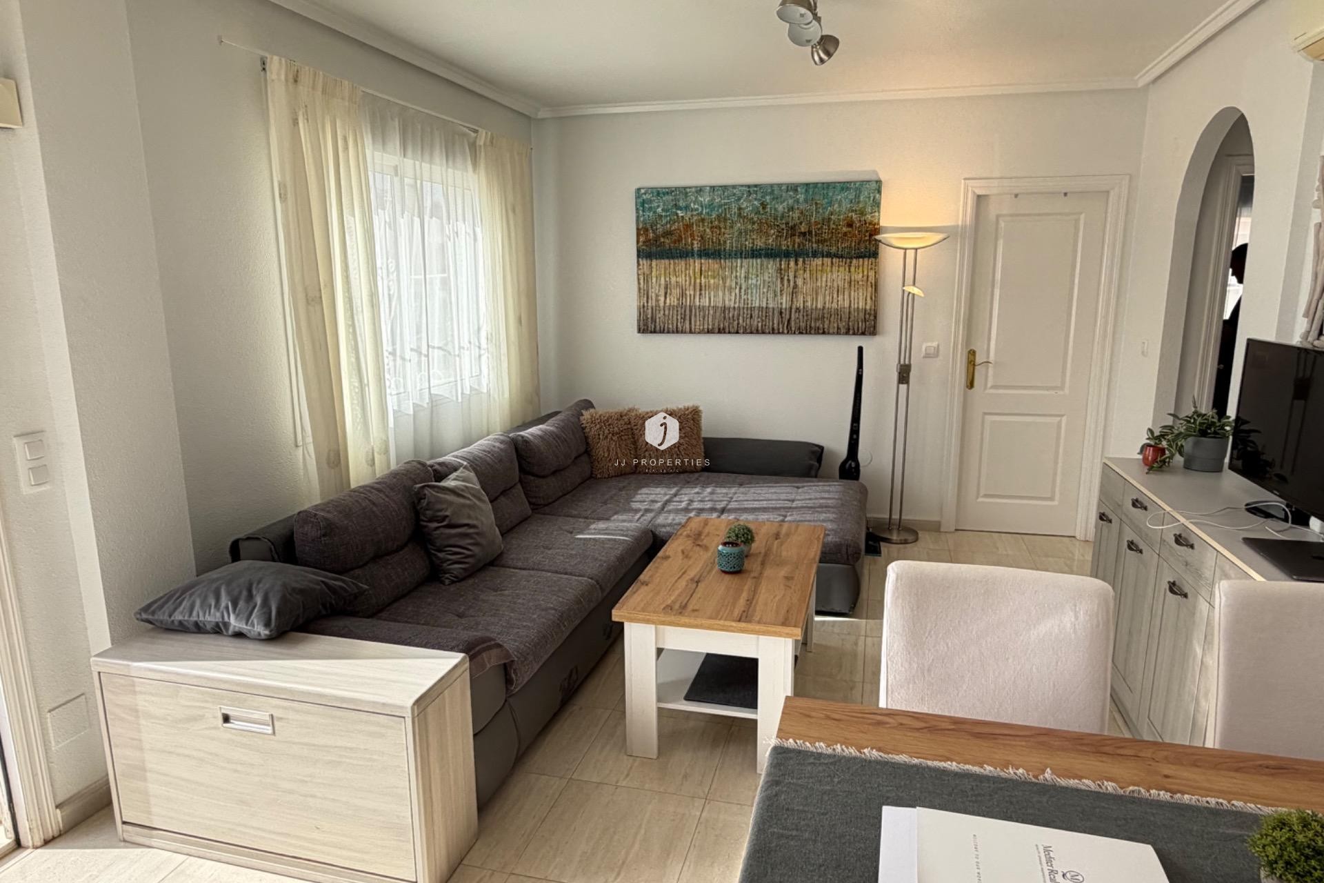 Resale - Chalet -
Rojales - Pueblo