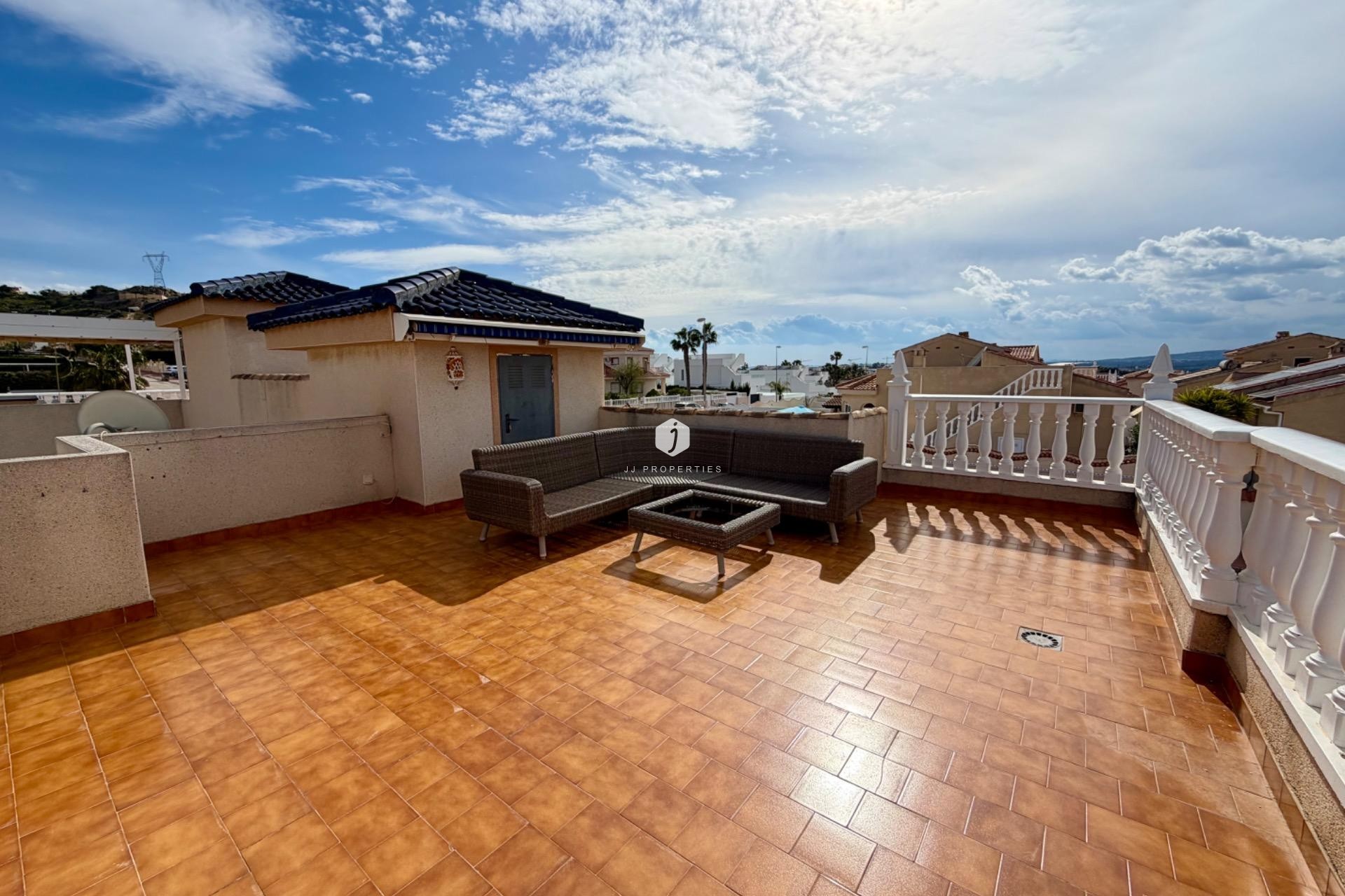 Resale - Chalet -
Rojales - Pueblo