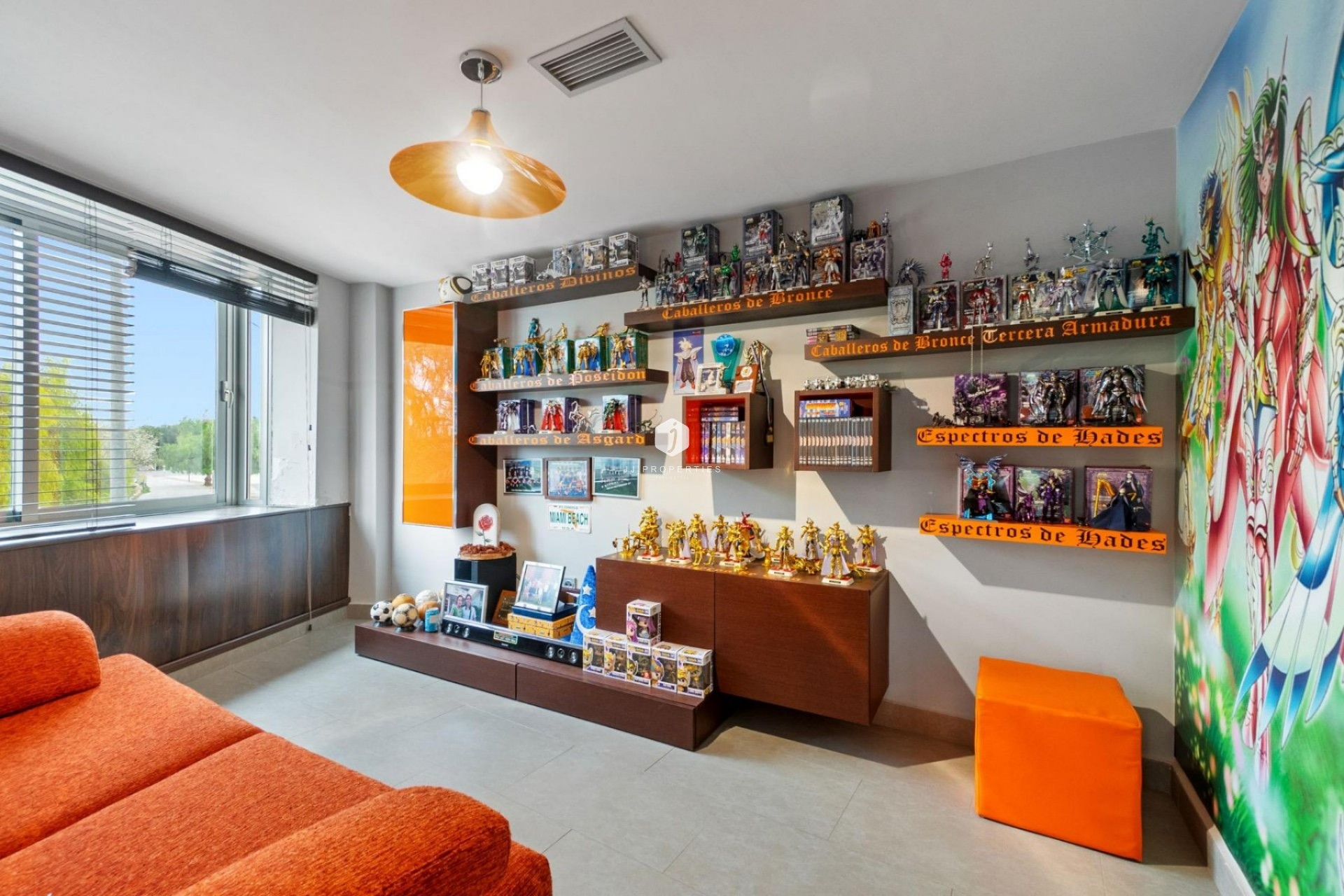 Resale - Chalet -
Rojales