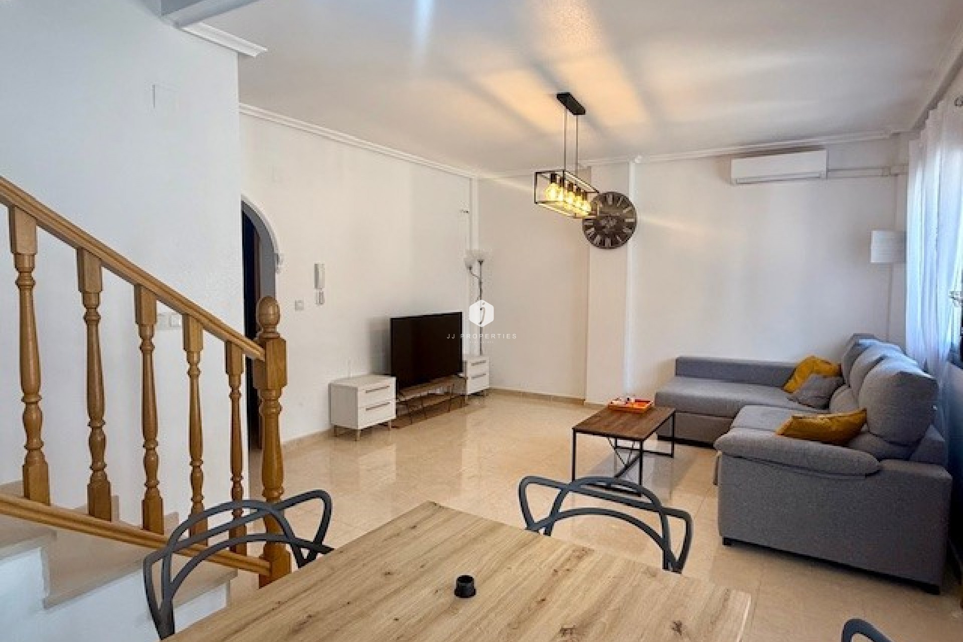 Resale - Chalet -
San Miguel de Salinas - Inland