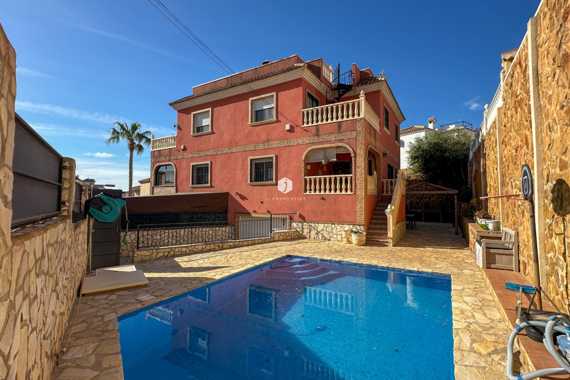 Resale - Chalet -
San Miguel de Salinas - Inland