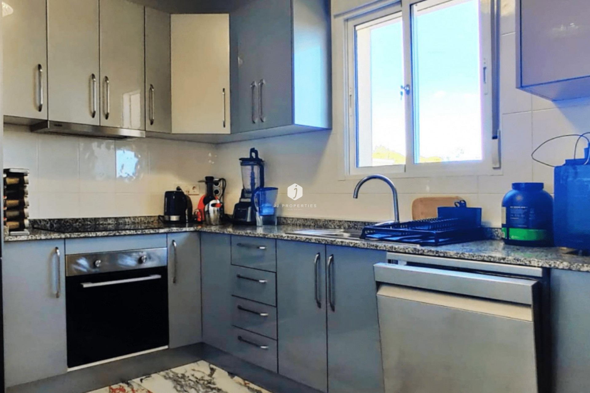 Resale - Chalet -
San Miguel de Salinas - Mirador De San Miguel