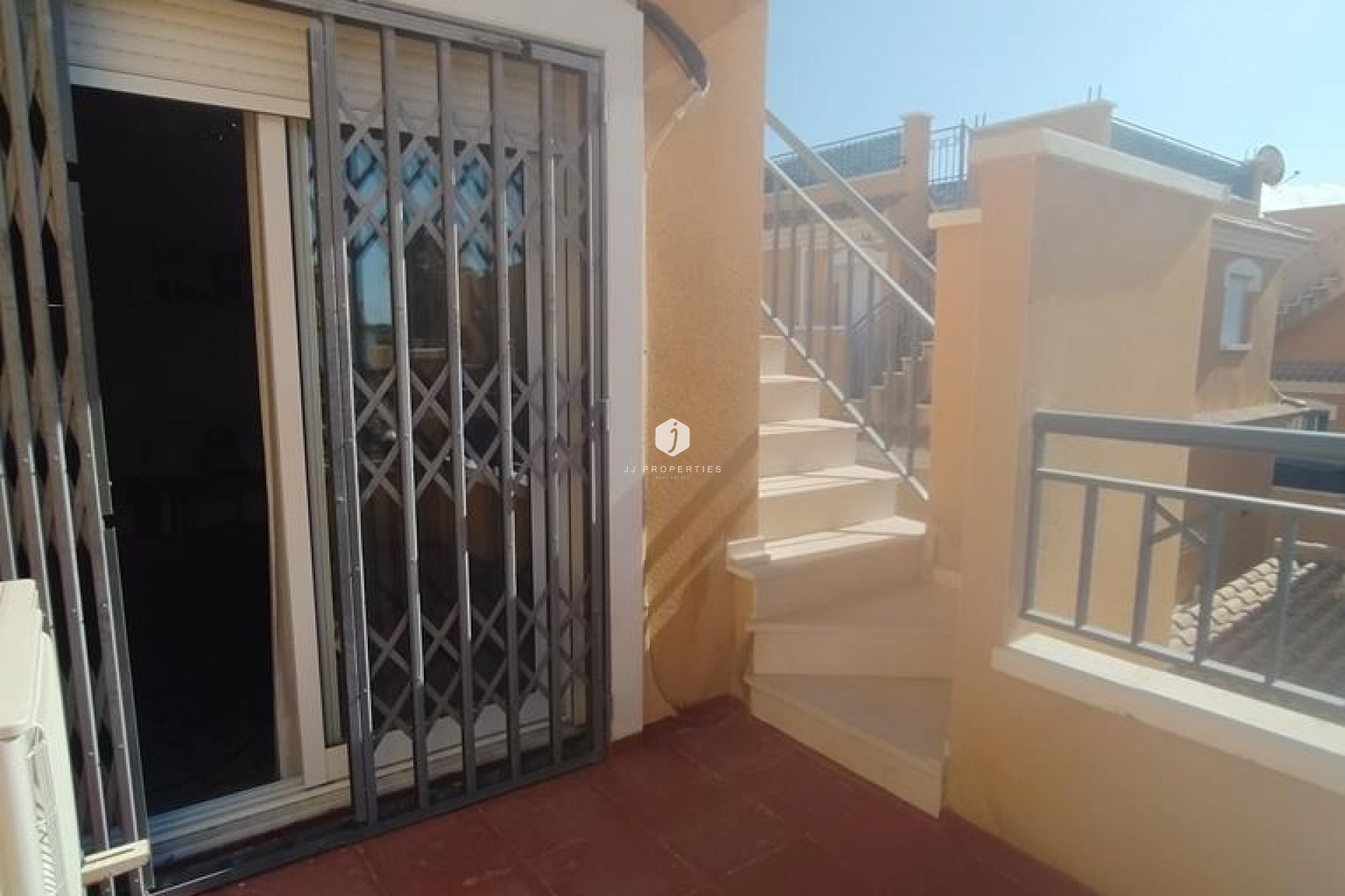 Resale - Chalet -
Torrevieja - AGUAS NUEVAS 25