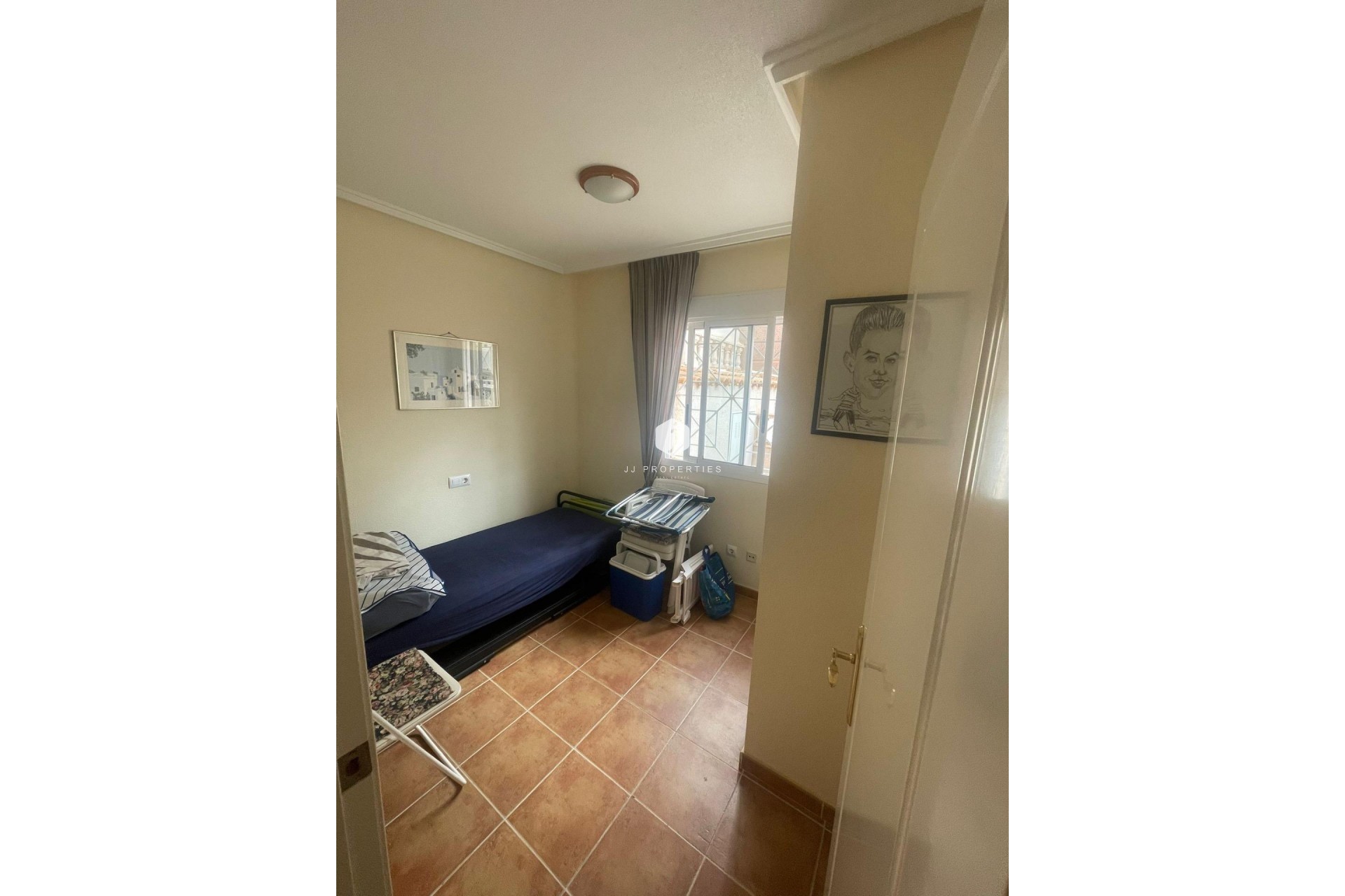 Resale - Chalet -
Torrevieja - aguas nuevas