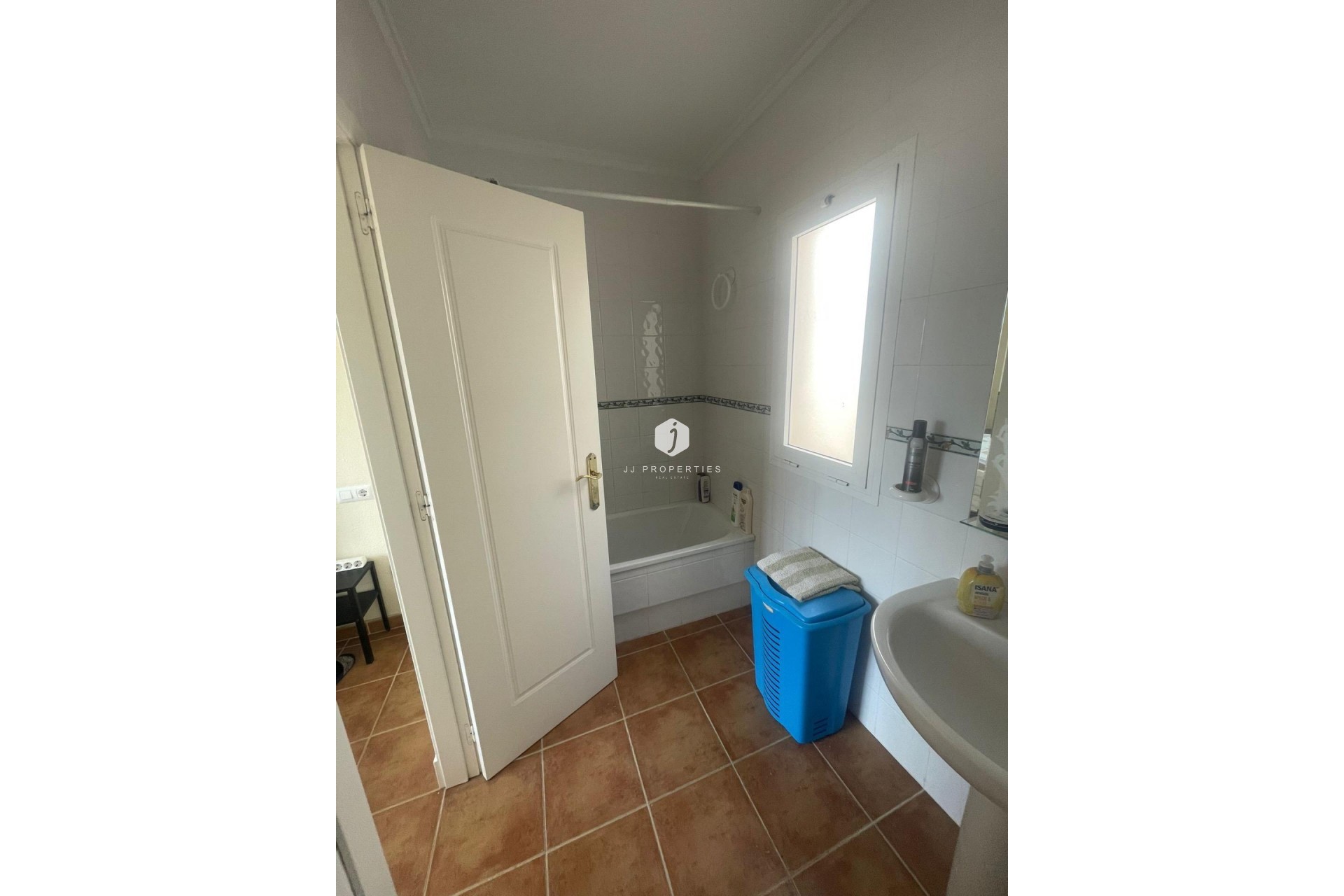 Resale - Chalet -
Torrevieja - aguas nuevas