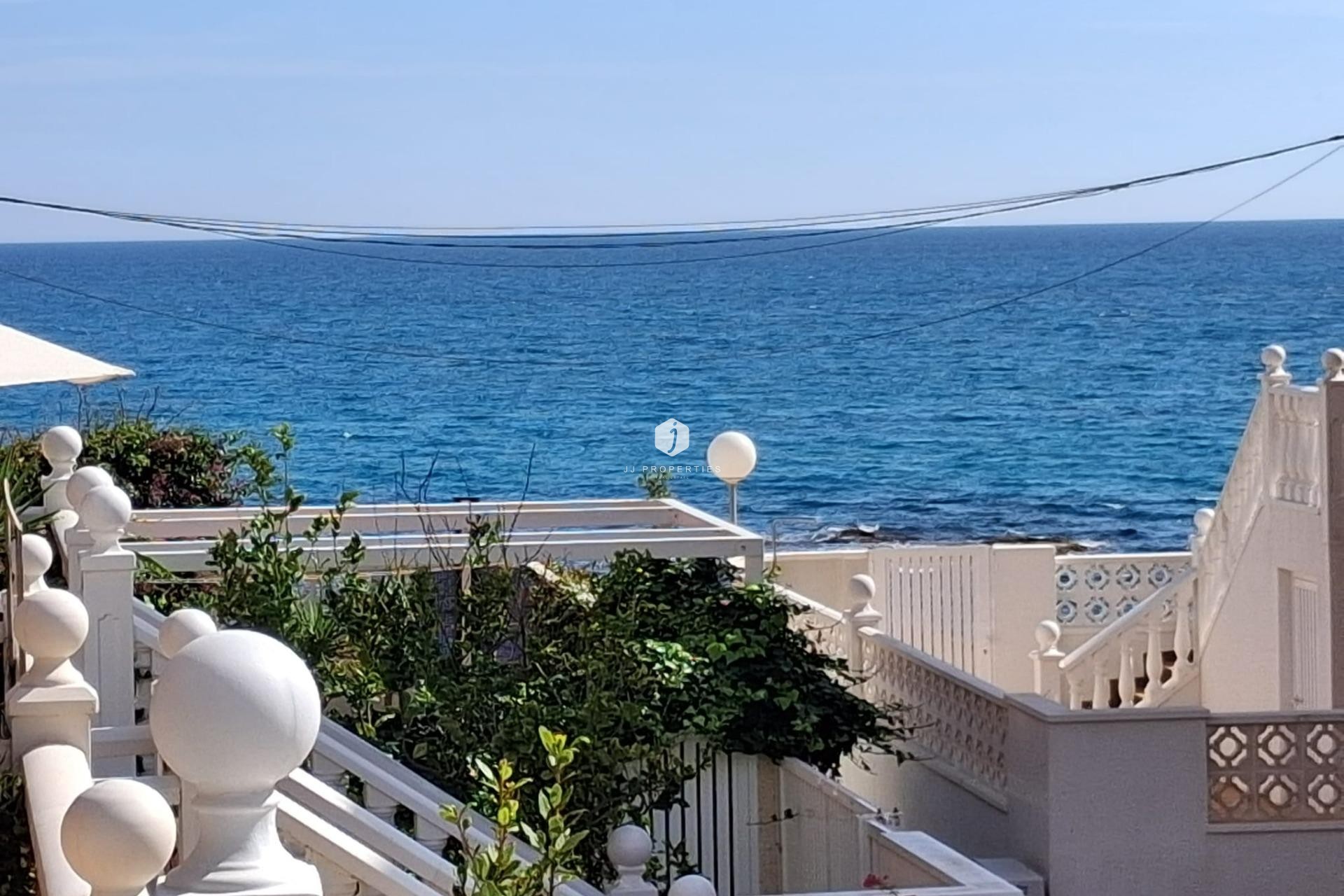 Resale - Chalet -
Torrevieja - Cabo cervera