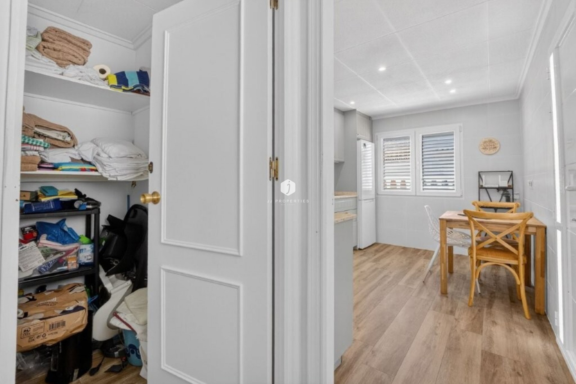 Resale - Chalet -
Torrevieja - Cabo cervera